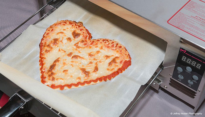 pizza-heart-shaped